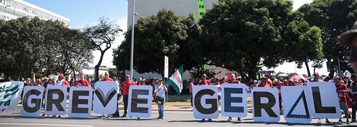 Imagem da notcia Centrais suspendem greve geral aps adiamento da reforma da Reforma da Previdncia