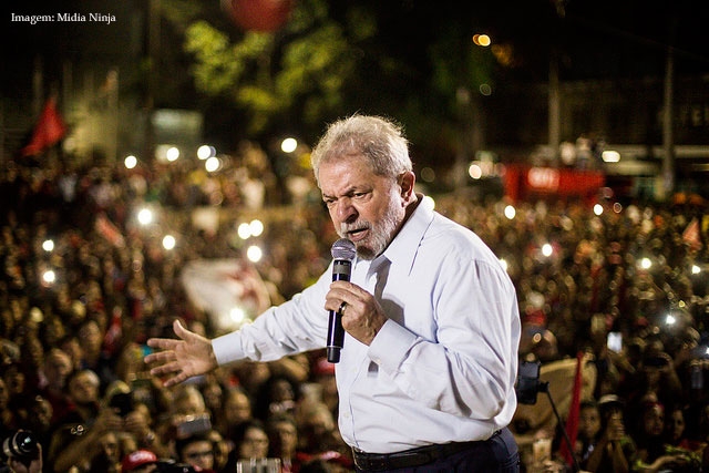 Imagem da notcia Lula segue com o dobro da inteno de votos do segundo colocado, diz Datafolha