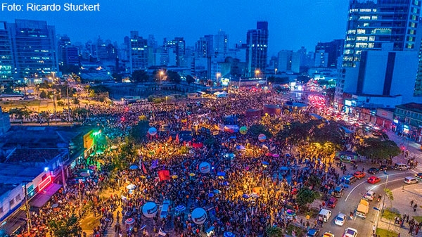 Imagem da notcia Maior greve geral da histria do pas contou com 40 milhes de brasileiros