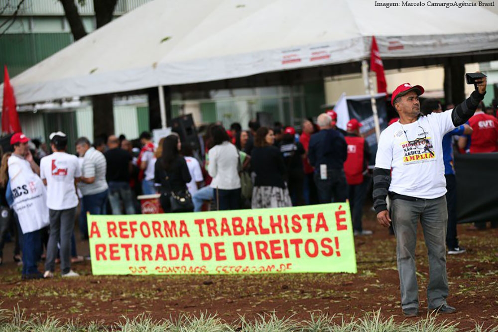 Imagem da notícia Reforma trabalhista entra em vigor: o que muda?