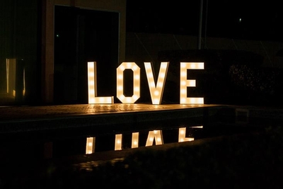 Letreiro Luminoso de Led LOVE - Foto 1