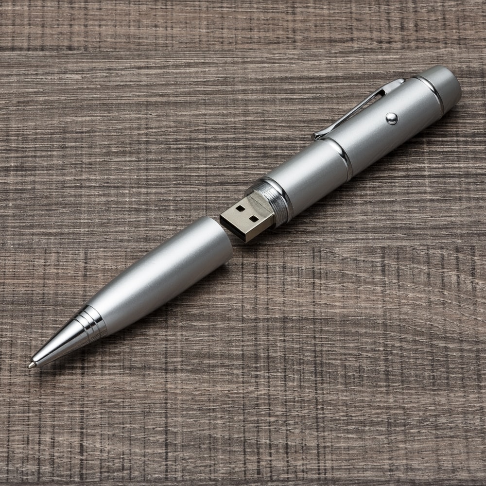 Caneta Pen Drive 4GB e Laser - Foto 1